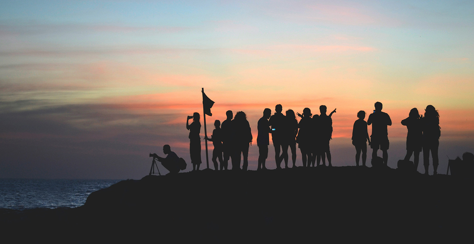 潔臣士更懂清潔，你身 邊的清潔顧問!